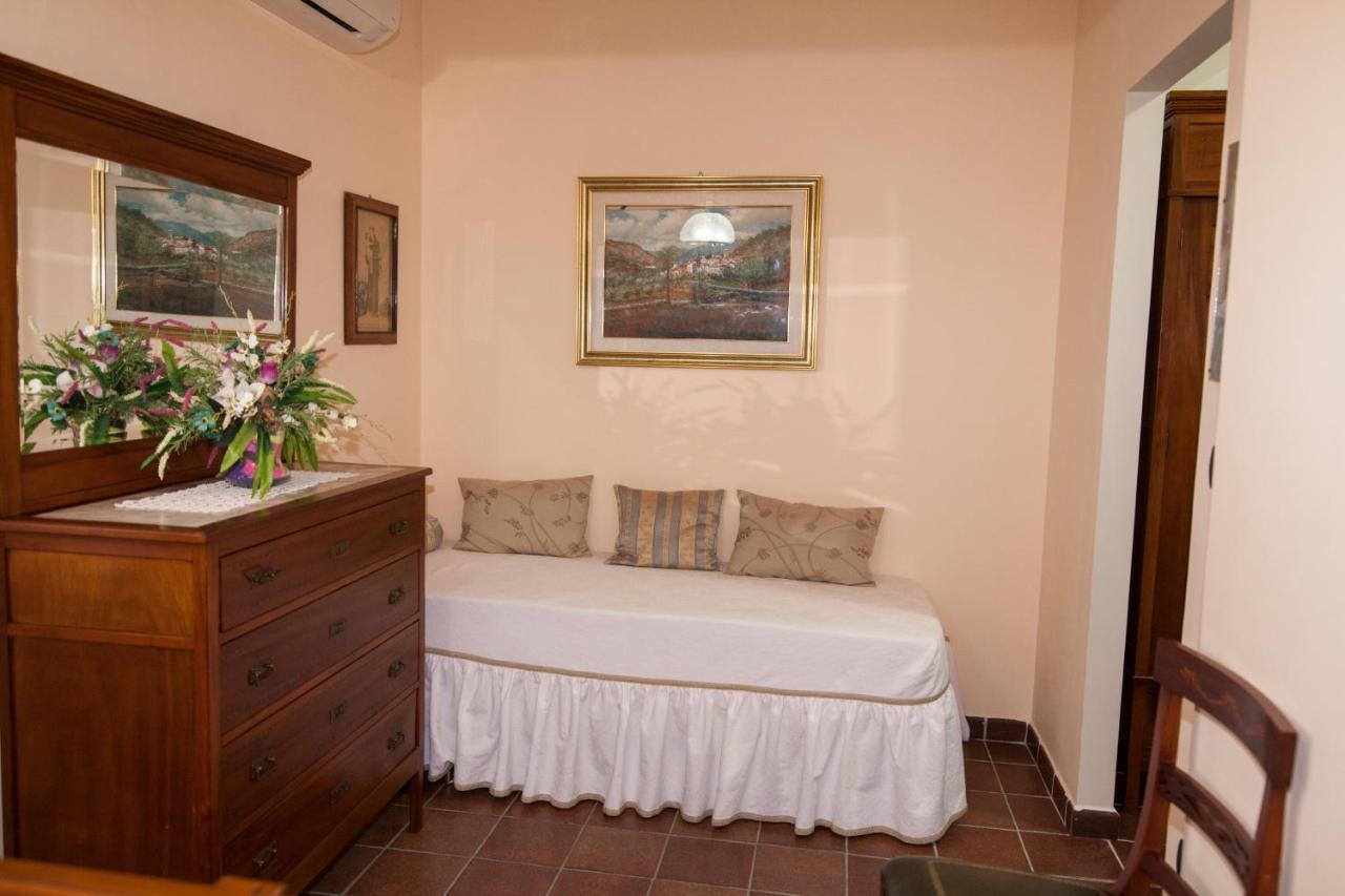 B&B Villa Carmen SantʼAlessio Siculo Exterior foto
