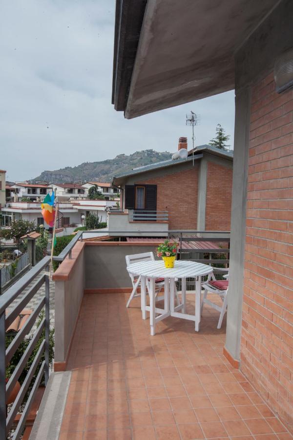 B&B Villa Carmen SantʼAlessio Siculo Exterior foto